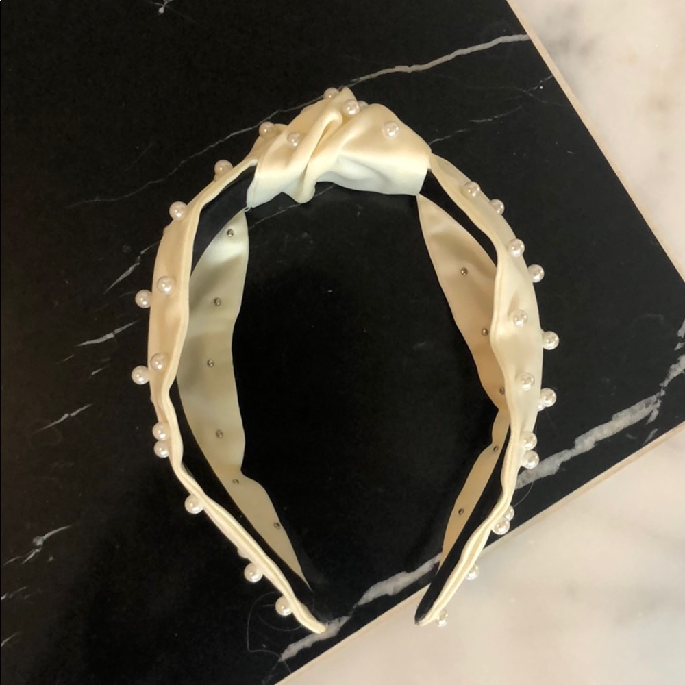 Cara Accessories pearl studded top knot headband